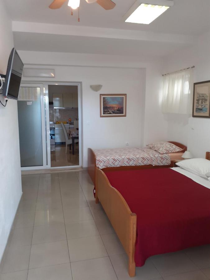 Apartments Andrijasevic Makarska Ngoại thất bức ảnh