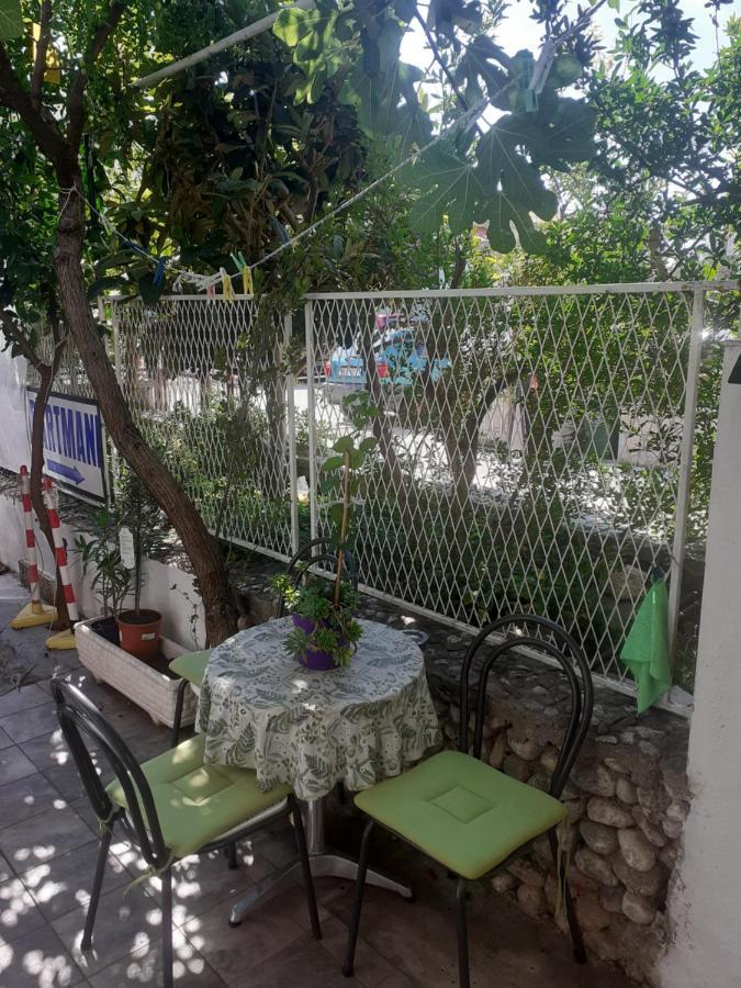 Apartments Andrijasevic Makarska Ngoại thất bức ảnh
