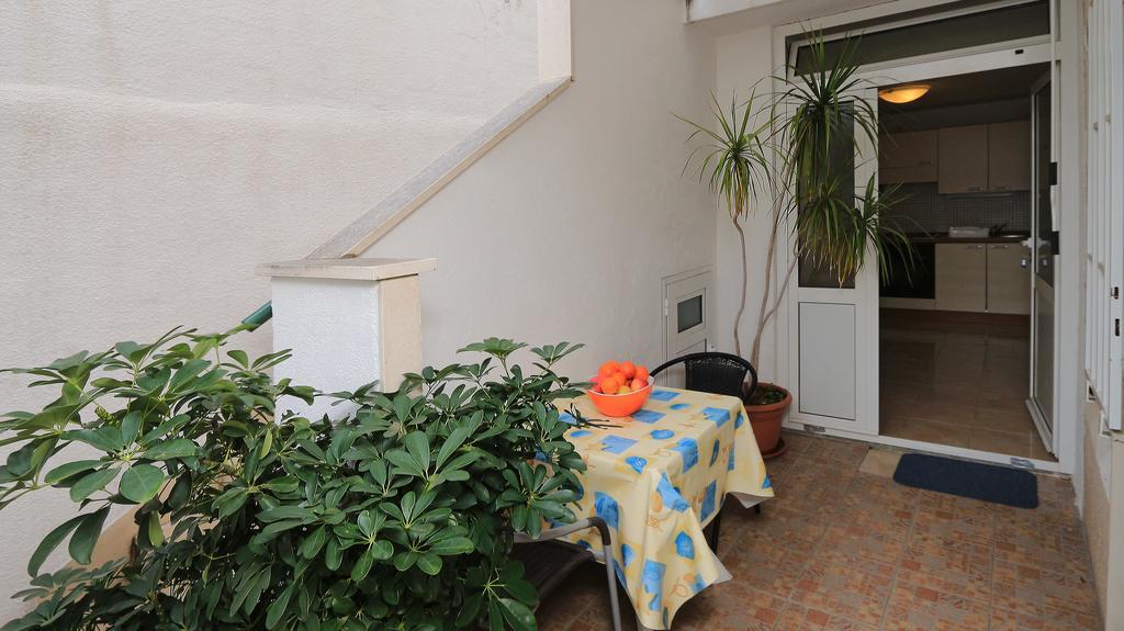 Apartments Andrijasevic Makarska Ngoại thất bức ảnh
