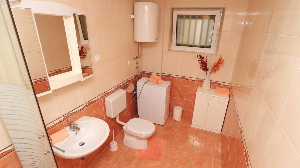 Apartments Andrijasevic Makarska Ngoại thất bức ảnh