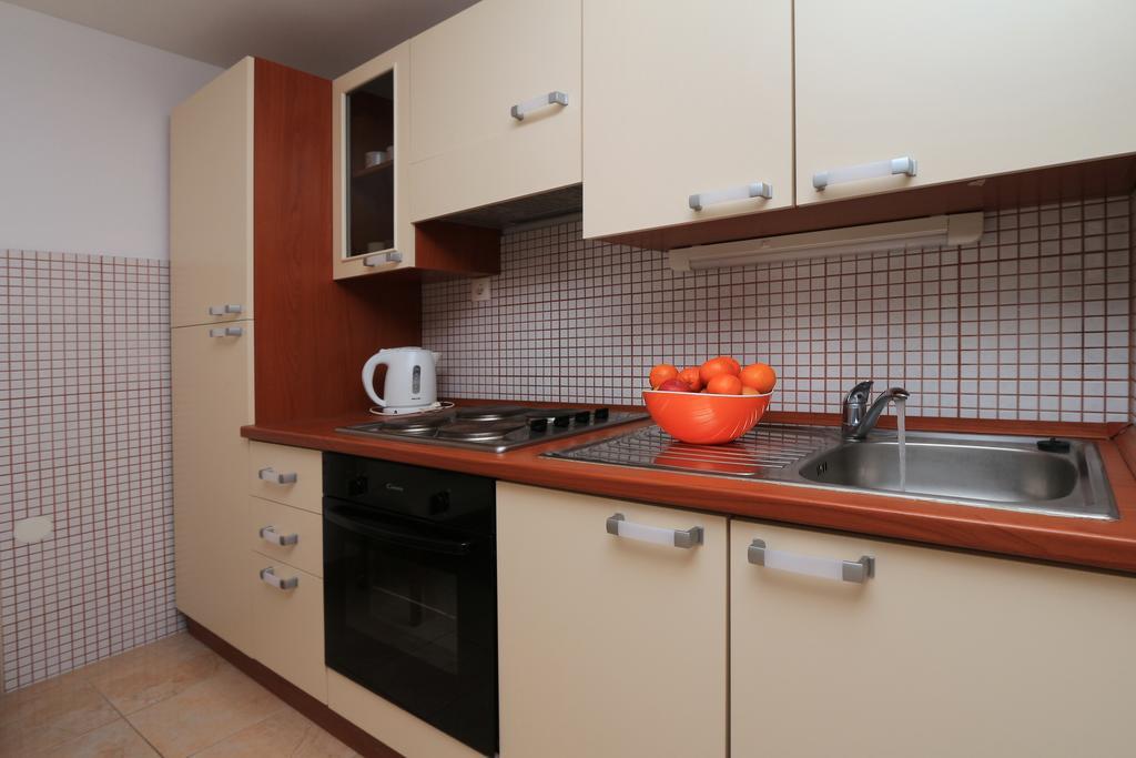 Apartments Andrijasevic Makarska Ngoại thất bức ảnh